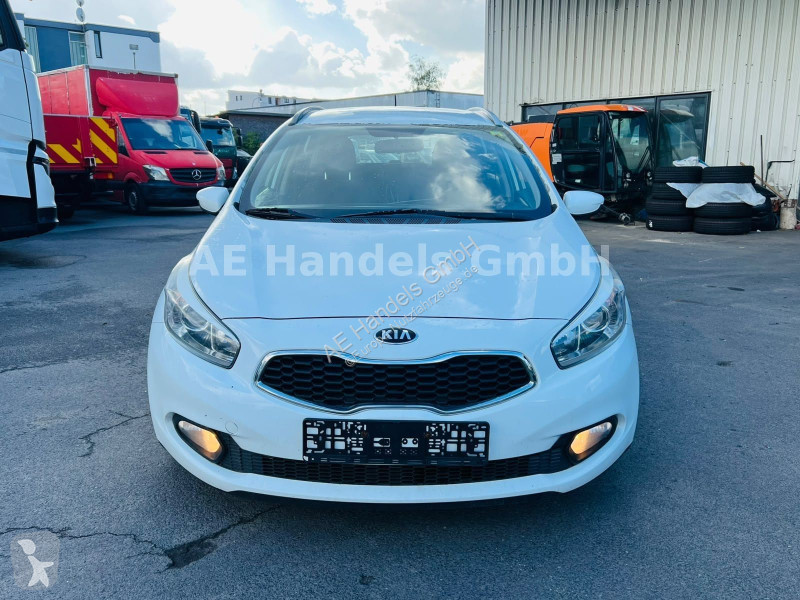 KIA cee'd Sportswagon 1.4 CRDi 90...