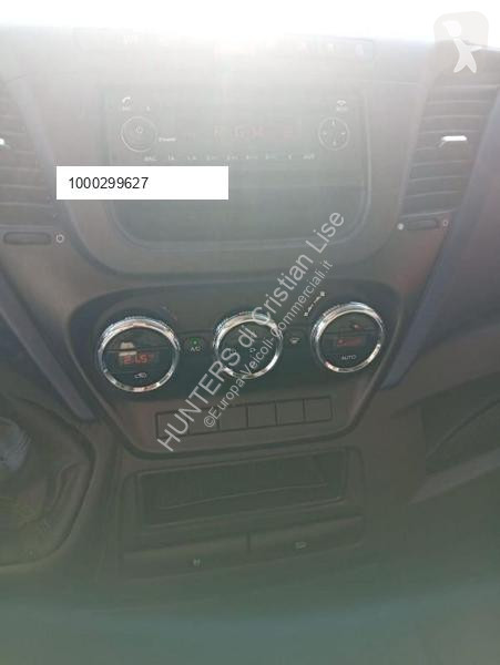 Коммерческий автомобиль Iveco
