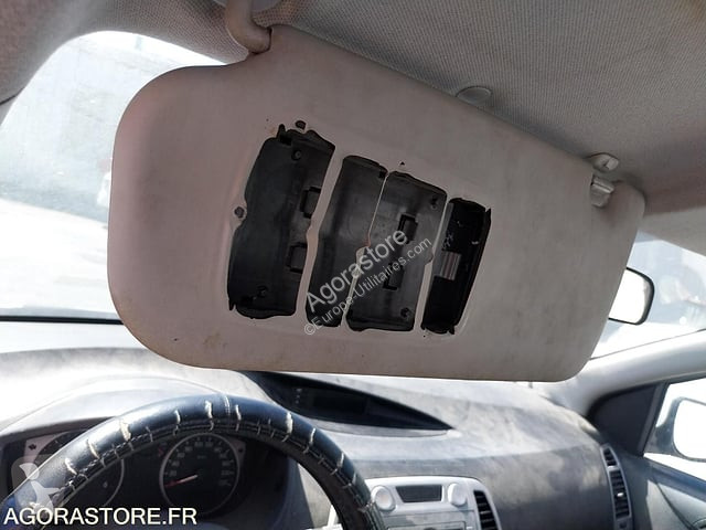 Коммерческий автомобиль