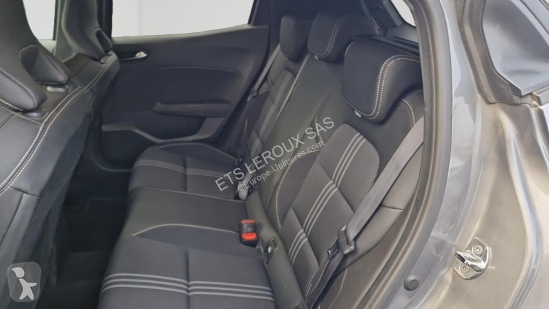 Veículo utilitário Renault CLIO V
