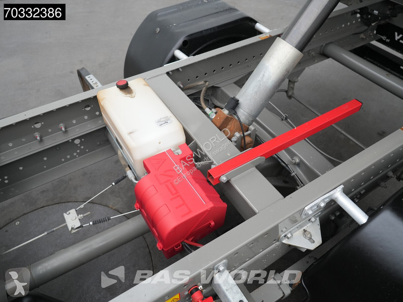 Užitkové vozidlo Iveco 35C12 Kipper met Kist...