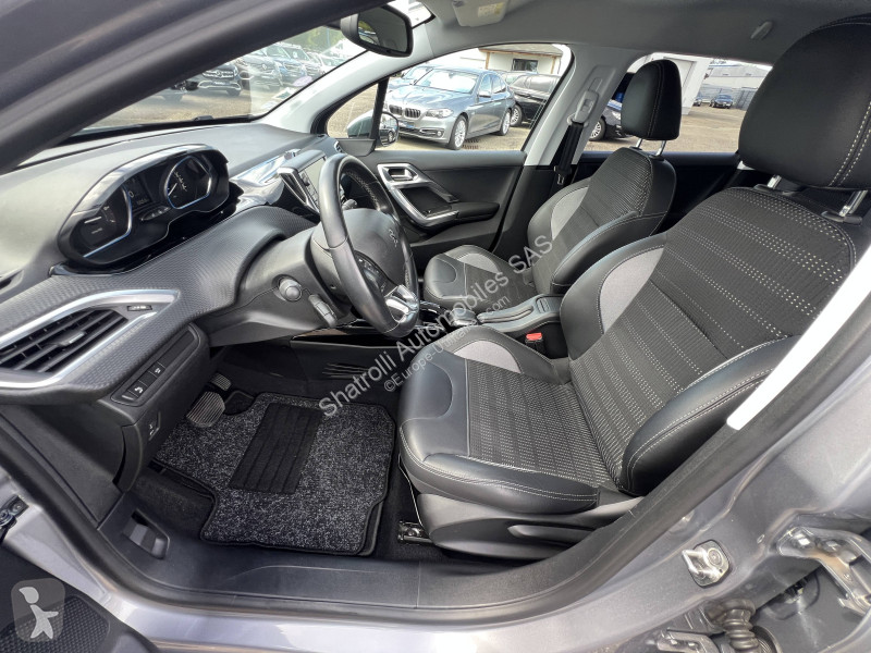 Užitkové vozidlo Peugeot 1.2 110ch Allure...