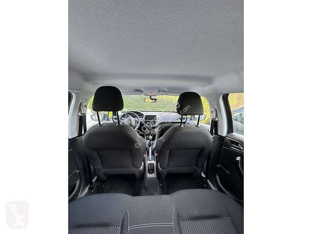 Furgoneta Peugeot 208