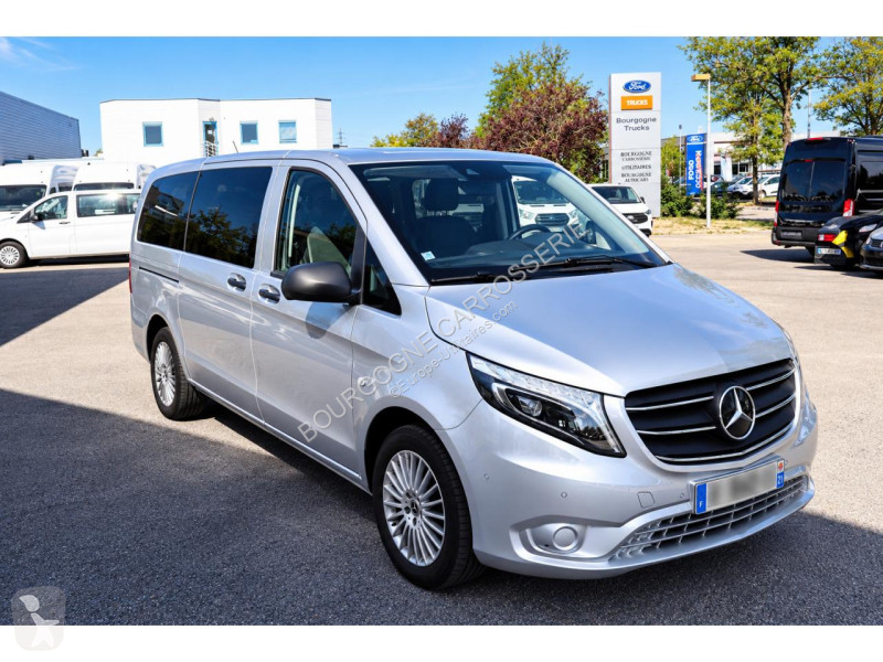Mercedes  van