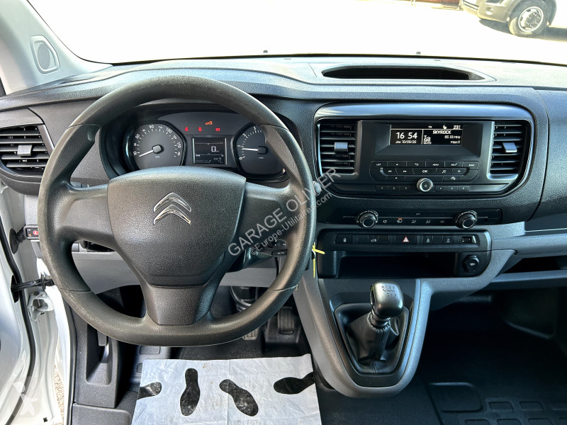 Коммерческий автомобиль Citroën M Bluehdi 120...