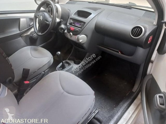 Коммерческий автомобиль