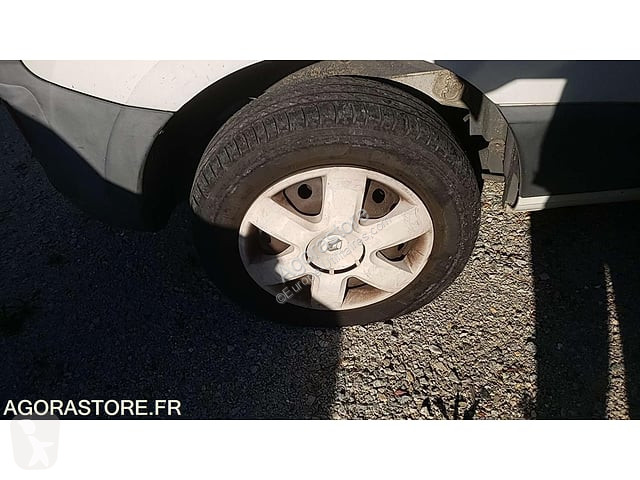 Коммерческий автомобиль