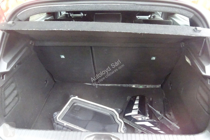Коммерческий автомобиль Mitsubishi COLT 1,6...