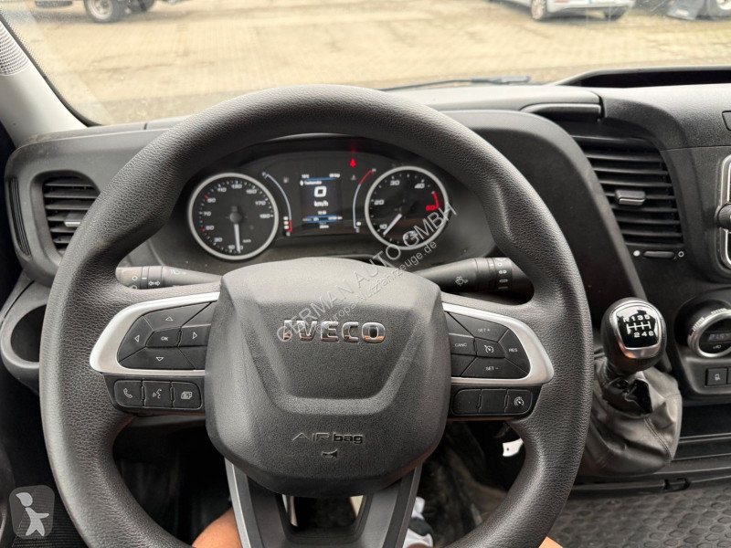 Veículo utilitário Iveco 35C16 3,0L Koffer LBW...