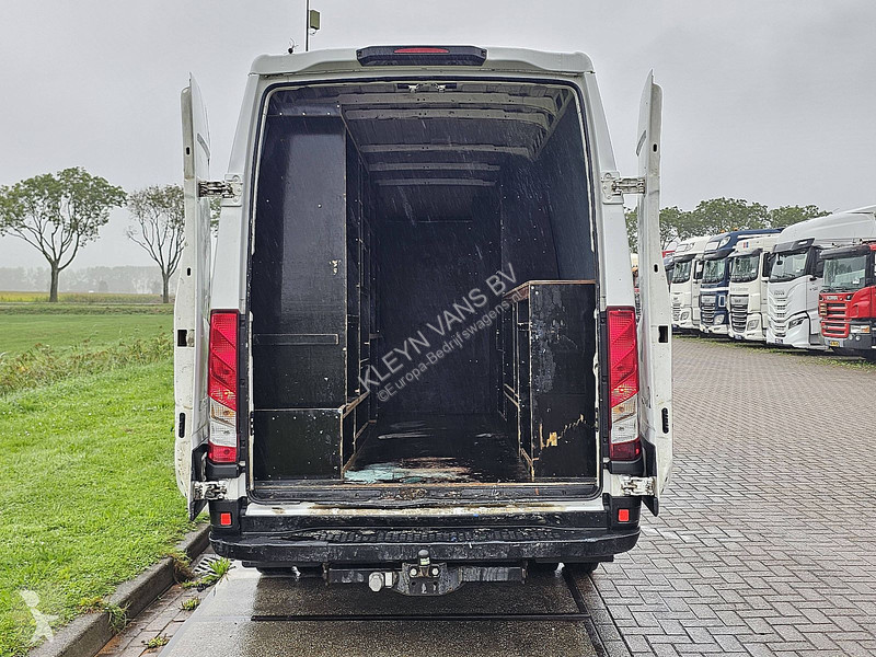 Haszongépjármű Iveco 35C13 Dubbellucht L2H2 AC!