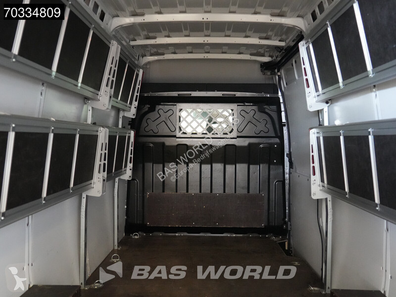 Furgoneta Iveco 35S16 Automaat 160PK L3H2 Airco...