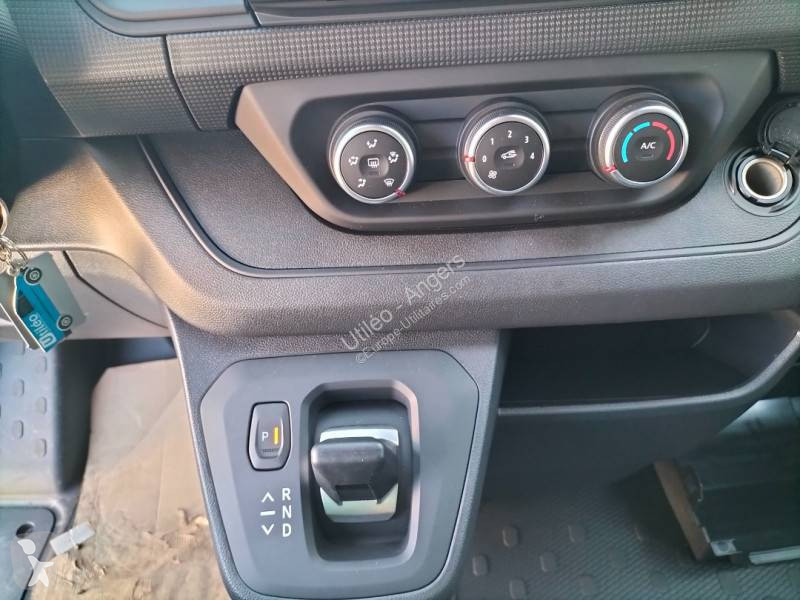 Renault L2H1 2.0 DCI 150CH ADVANCE van