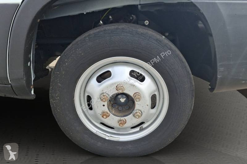Furgoneta Iveco 35C14