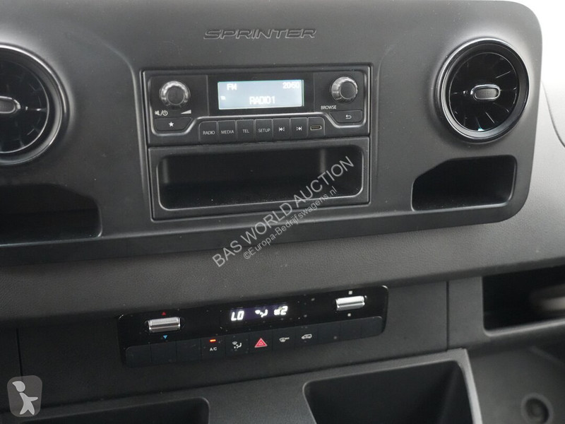 Haszongépjármű Mercedes 312