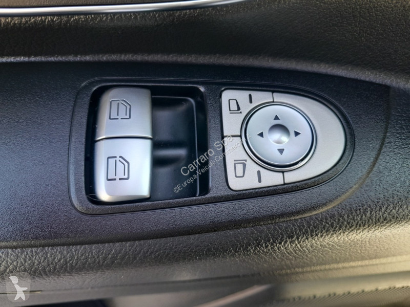 Haszongépjármű Mercedes