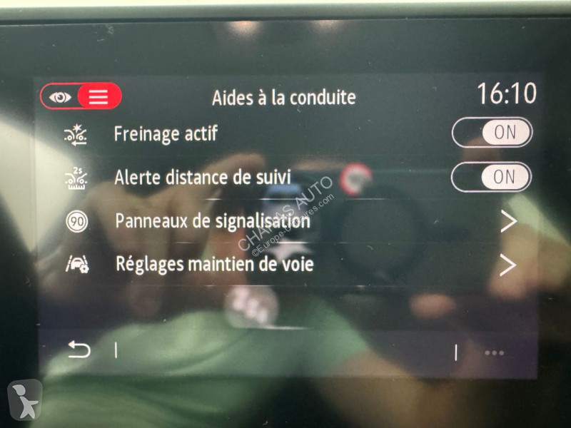 Veículo utilitário Renault 1.0 TCe 100 Intens