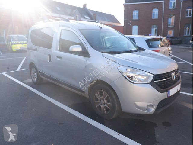 Veículo utilitário Dacia