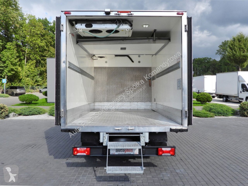 Veículo utilitário Iveco 35C14 DAILY