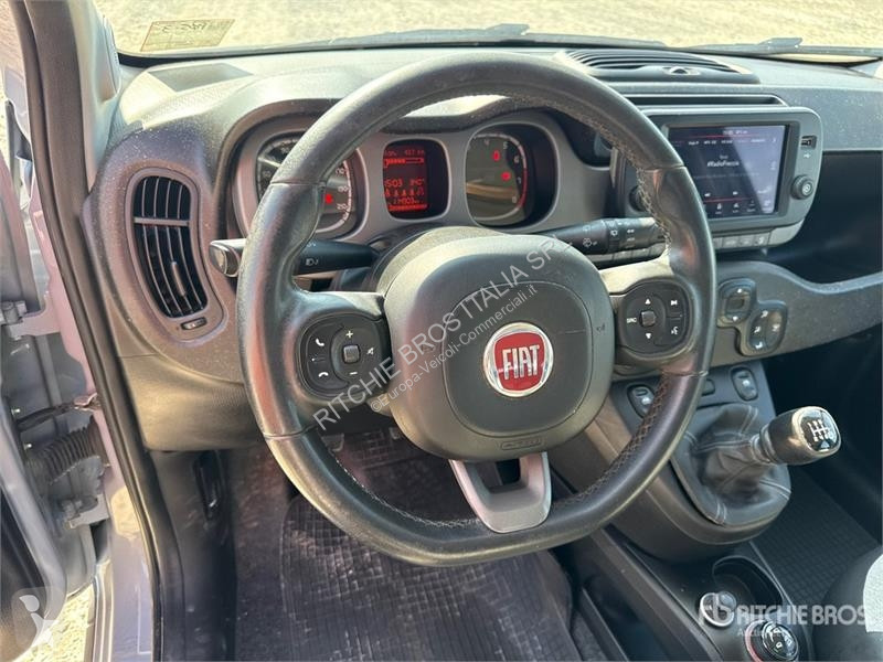 Veículo utilitário Fiat 4X4 Cross Automobile
