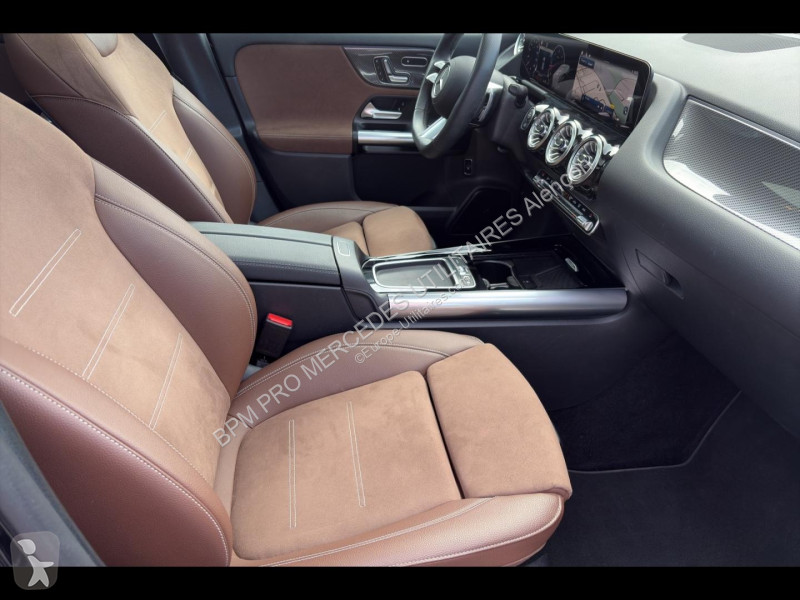 Veículo utilitário Mercedes GLA 200 d 150ch AMG...
