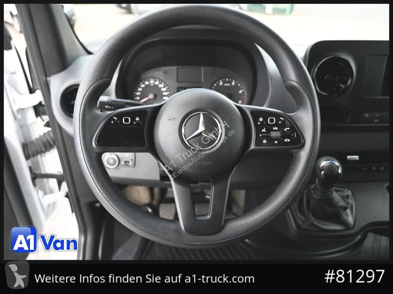 Véhicule utilitaire Mercedes Sprinter 215 CDI...