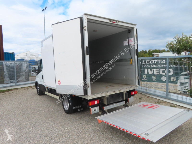 Užitkové vozidlo Iveco 35C16  3,0  Kühlkoffer...