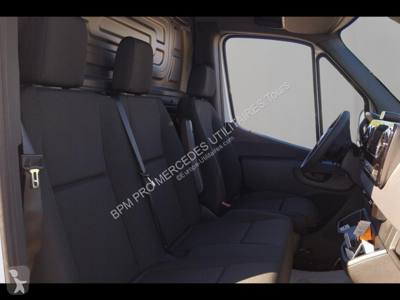 Véhicule utilitaire Mercedes 319 CDI