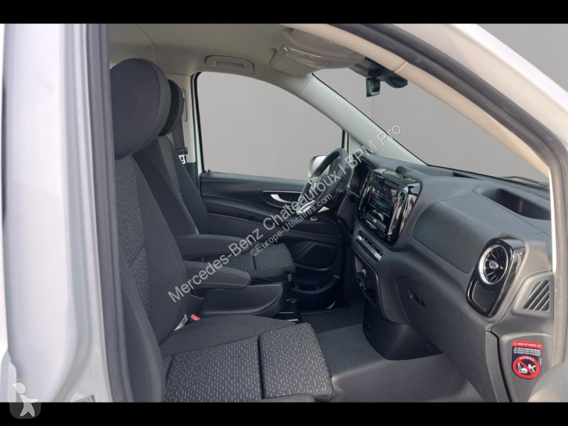 Véhicule utilitaire Mercedes Fg 119 CDI Mixto...