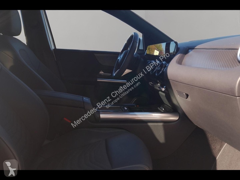 Véhicule utilitaire Mercedes 180d 116ch...