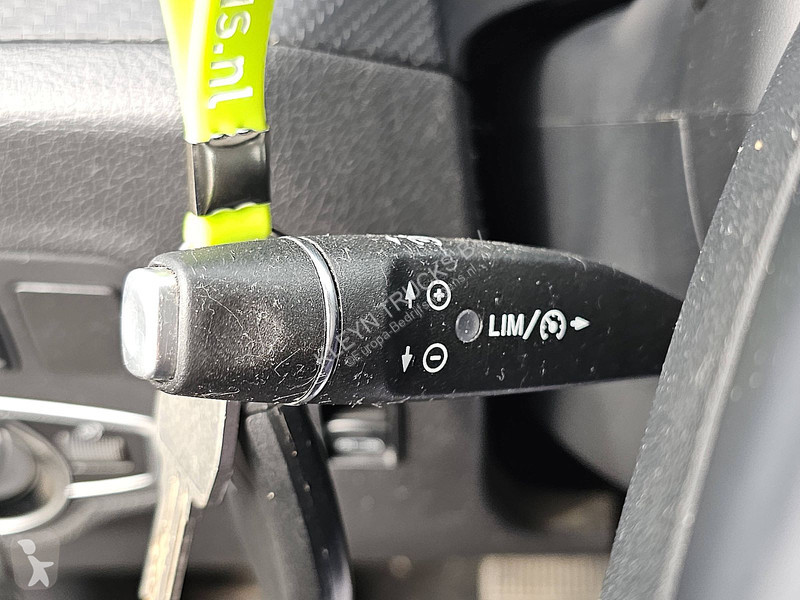 Véhicule utilitaire Mercedes CDI 3.0 ltr 6cyl...