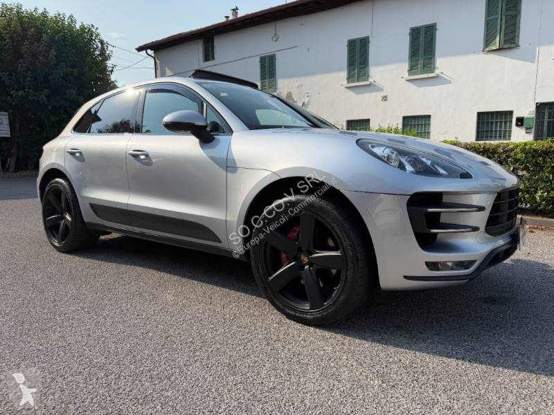 Véhicule utilitaire Porsche