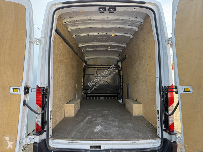 Užitkové vozidlo Ford 68kWh 184PK L4H3 317km...