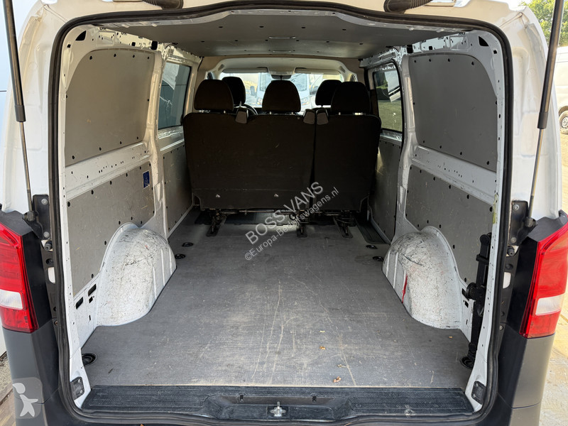 Véhicule utilitaire Mercedes 114 1.9 CDI DC L3...