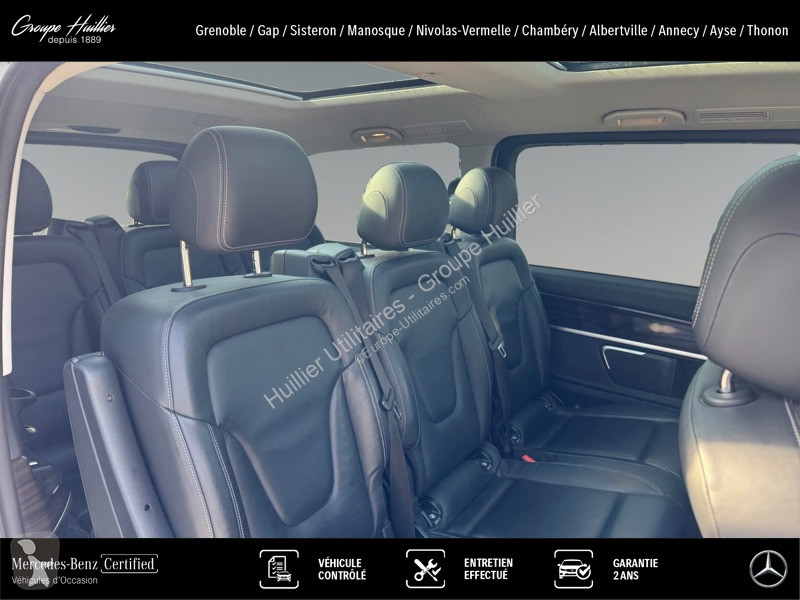 Véhicule utilitaire Mercedes 300 d 4MATIC...
