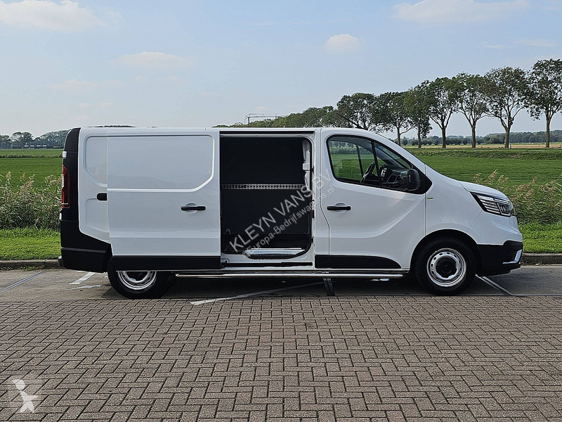 Véhicule utilitaire Renault 2.0 DCI L2H1 Airco...