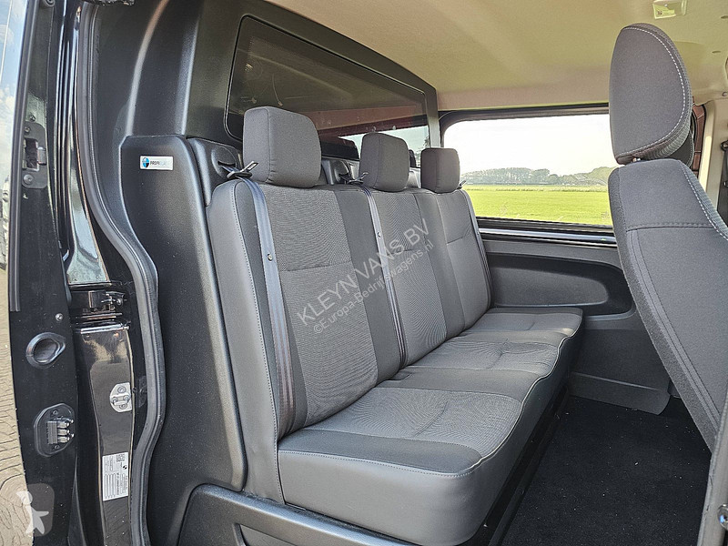 Véhicule utilitaire Renault 2.0 DCI ac...