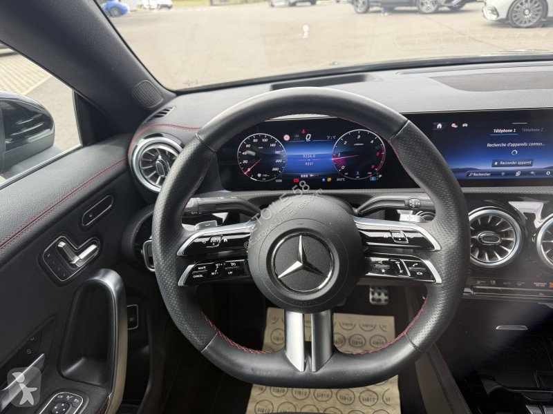 Véhicule utilitaire Mercedes CLA Coupé 200 d...