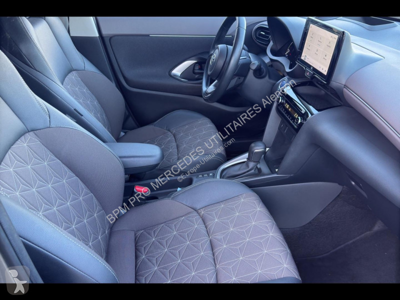 Veicolo commerciale Toyota 116h Collection MY22