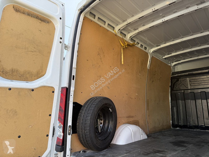 Iveco 35S14 2.3 140PK L2H2 Cruise Control 3.5t...