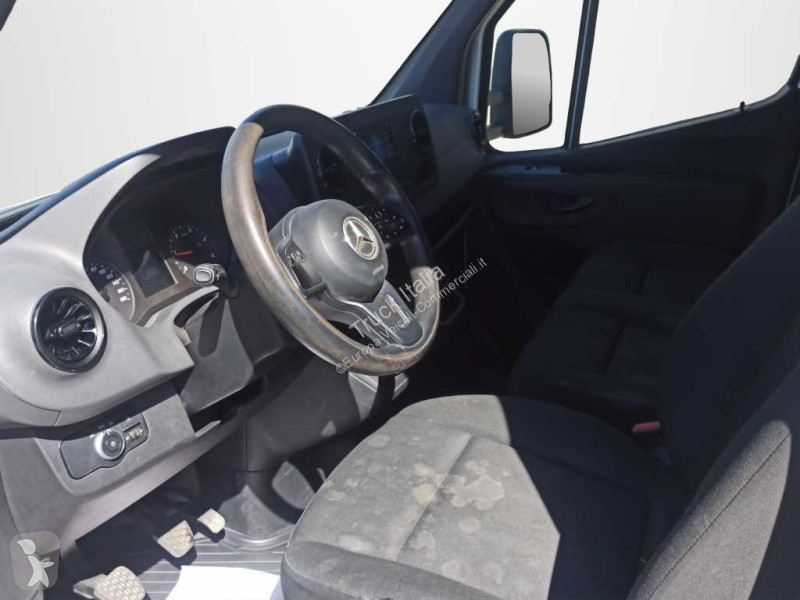Nyttofordon Mercedes III 414 RWD - sprinter 414...