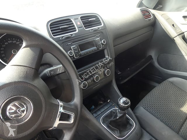 Коммерческий автомобиль Volkswagen GOLF TSI