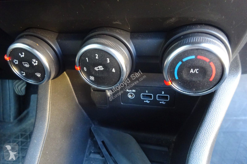 Коммерческий автомобиль Renault STE 1,0 TCE 90