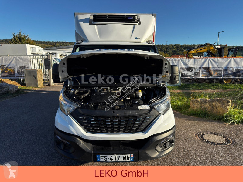 Nyttofordon Iveco 35C14 Mit Carrier Xr 350