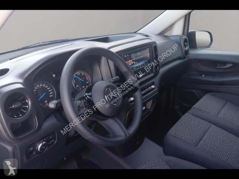 Коммерческий автомобиль Mercedes Vito Fg 112...