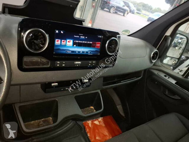 Samochód dostawczy Mercedes Sprinter 317...