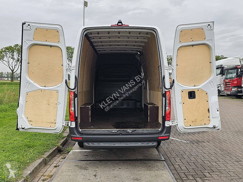 Autoutilitară Mercedes 317 L3H2 Automaat MBUX10