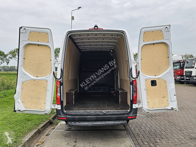 Autoutilitară Mercedes 317 L3H2 Automaat MBUX10