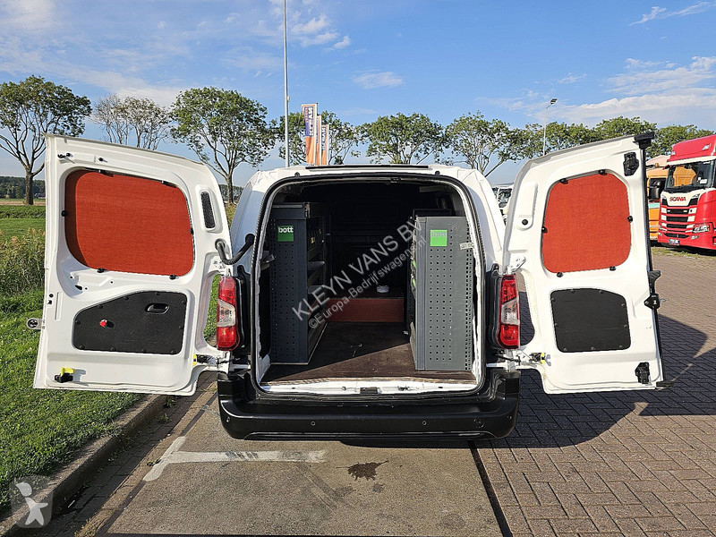 Autoutilitară Opel 1.5 D 75KW EDIYION