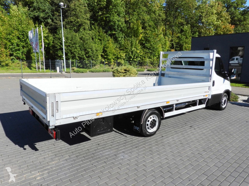 Furgoneta Iveco 35S18 DAILY