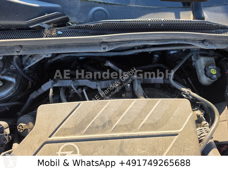 Véhicule utilitaire Opel B Sports Tourer...